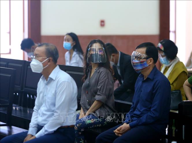 Trong ảnh: Các bị cáo tại phiên tòa phúc thẩm. Ảnh: Thành Chung - TTXVN