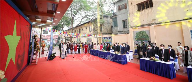 Trong ảnh: Nghi thức Chào cờ tại lễ kỷ niệm. Ảnh: Thanh Tùng - TTXVN 
