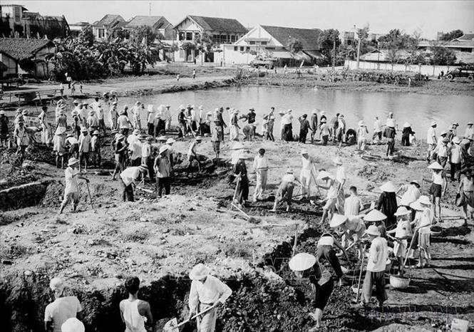 Trong kháng chiến chống Mỹ, cứu nước, ở khắp nơi trên toàn miền Bắc, nhân dân thực hiện 