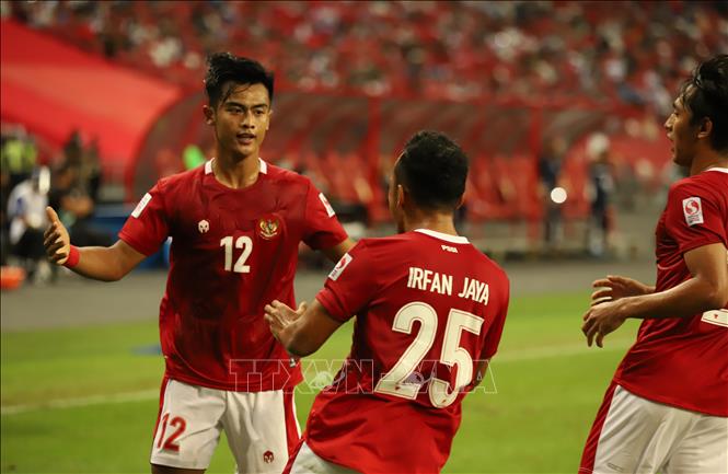 Các cầu thủ Indonesia ăn mừng sau bàn gỡ hòa 2 - 2 của Arhan ở phút 87. Ảnh: Thế Vũ-TTXVN