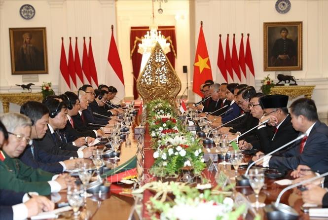 Trong ảnh: Tổng Bí thư Nguyễn Phú Trọng hội đàm với Tổng thống Indonesia Joko Widodo trong chuyến thăm chính thức Cộng hòa Indonesia từ 22-24/8/2017. Ảnh: Trí Dũng – TTXVN