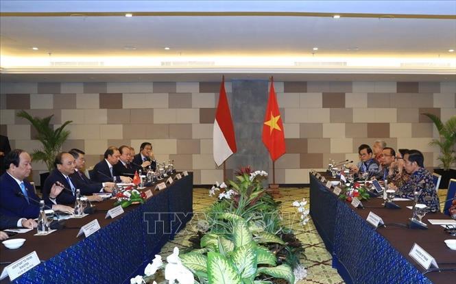 Trong ảnh: Thủ tướng Nguyễn Xuân Phúc hội đàm với Tổng thống Cộng hòa Indonesia Joko Widodo tại thành phố Bali (Indonesia) ngày 12/10/2018. Ảnh: Thống Nhất – TTXVN