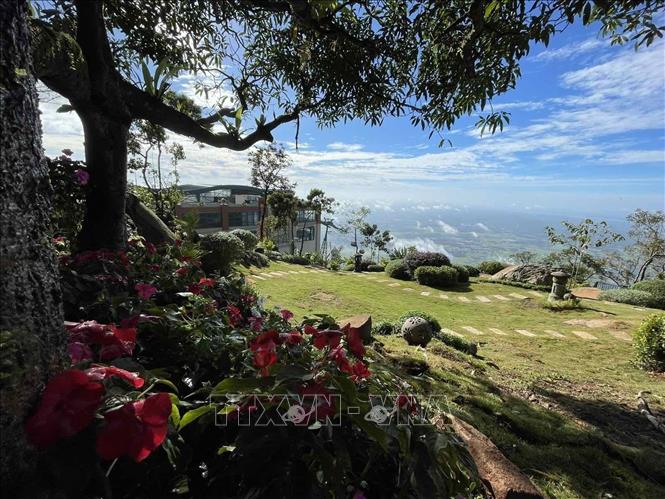 Photo: A corner of the Ba Den Mountain national tourist site. VNA Photo: Thanh Tân