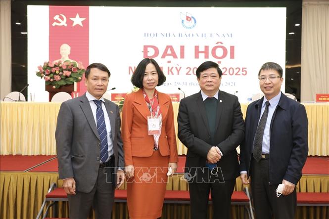 Photo: Delegates attend the 11th national congress's preparatory session. VNA Photo: Tuấn Đức, Minh Quyết 