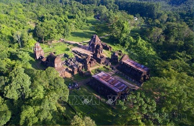 Khu di tích đền tháp Mỹ Sơn thuộc xã Duy Phú, huyện Duy Xuyên (tỉnh Quảng Nam) được UNESCO công nhận là Di sản văn hóa thế giới, tháng 12/1999. Ảnh: Trọng Đạt - TTXVN