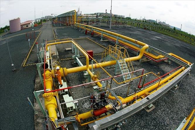 Cụm công nghiệp (CCN) Khí - Điện - Đạm Cà Mau được xây dựng tại xã Khánh An, huyện U Minh, tỉnh Cà Mau là một trong những công trình trọng điểm của cả nước. Trong ảnh: Hệ thống cung cấp khí tại Công ty Khí Cà Mau. Ảnh: Huy Hùng – TTXVN