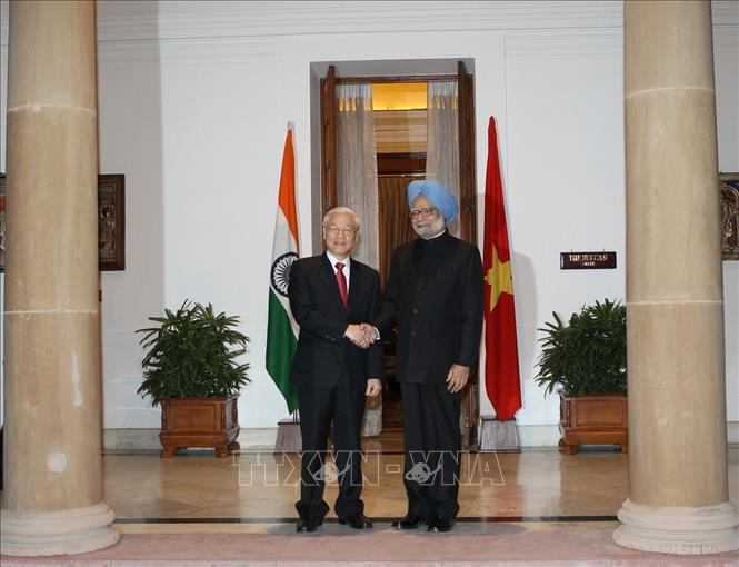 Thủ tướng Manmohan Singh đón, hội đàm với Tổng Bí thư Nguyễn Phú Trọng thăm chính thức Ấn Độ, chiều 20/11/2013, tại Thủ đô New Delhi. Ảnh: Trí Dũng – TTXVN
