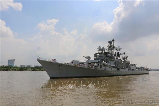 Ngày 27/9/2018, tàu khu trục Ins Rana của Hải quân Ấn Độ cập cảng Sài Gòn, tiến hành chuyến thăm hữu nghị chính thức 4 ngày tại Việt Nam. Ảnh: Thanh Vũ-TTXVN
