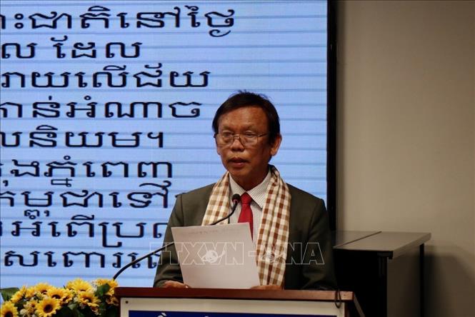 Photo: Standing Vice President of the Vietnam-Cambodia Friendship Association in Ho Chi Minh City Nguyen Van Trieu speaks at the event. VNA Photo: Tiến Lực