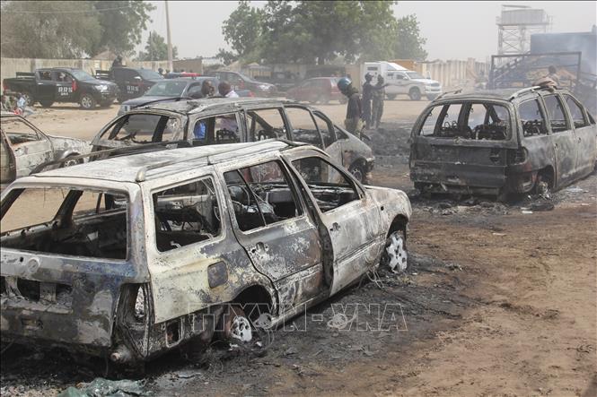 Nigeria tấn công: Hình ảnh đáng xem này sẽ giúp bạn hiểu rõ hơn về sự việc Nigeria tấn công. Bạn sẽ được đưa đến hiện trường vụ tấn công và lắng nghe thông tin chi tiết về những gì đã xảy ra.