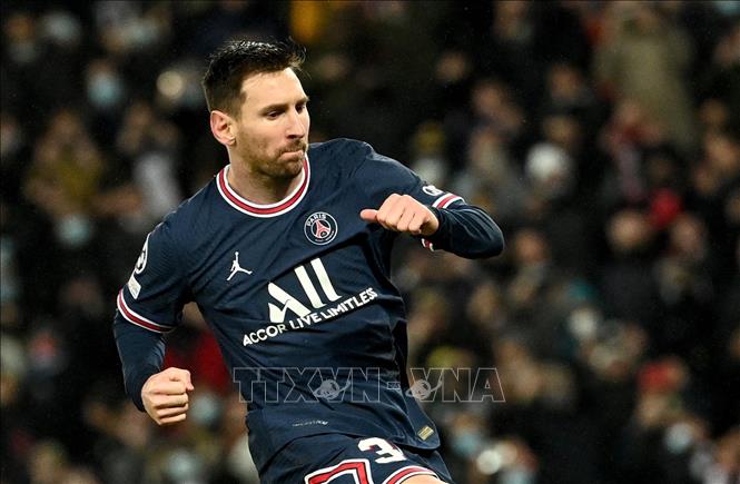 Trong ảnh: Cầu thủ Lionel Messi của CLB Paris Saint German thi đấu trong trận gặp CLB Club Brugg tại giải UEFA Champions League ở Paris, Pháp ngày 7/12/2021. Ảnh: AFP/TTXVN