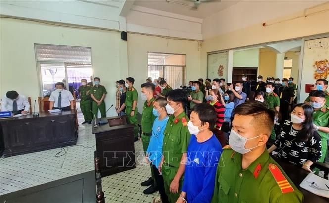Các bị cáo tại tòa. Ảnh: TTXVN phát