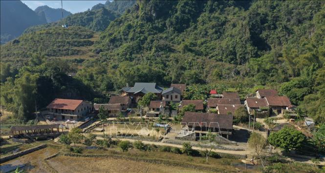 Trong ảnh: Làng đá Khuổi Ky ở xã Đàm Thủy,  huyện Trùng Khánh, tỉnh Cao Bằng. Ảnh: Chu Hiệu - TTXVN.
