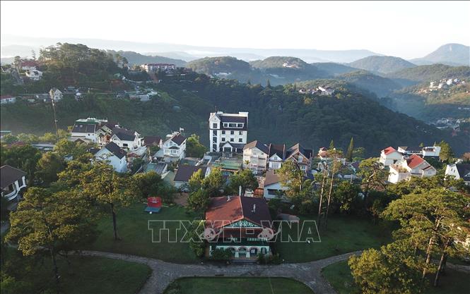 Photo:Da Lat is situated at 1500 metres elevation, with all-year-round cool weather. VNA Photo: Nguyễn Dũng 
