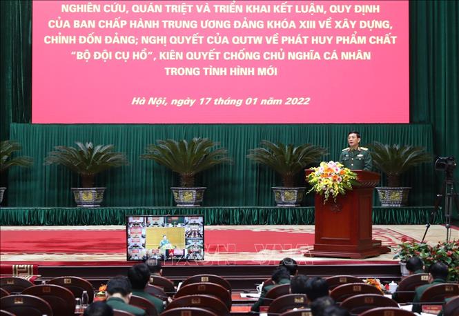  Đại tướng Phan Văn Giang,, Bộ trưởng Bộ Quốc phòng phát biểu chỉ đạo hội nghị. Ảnh: Trọng Đức - TTXVN