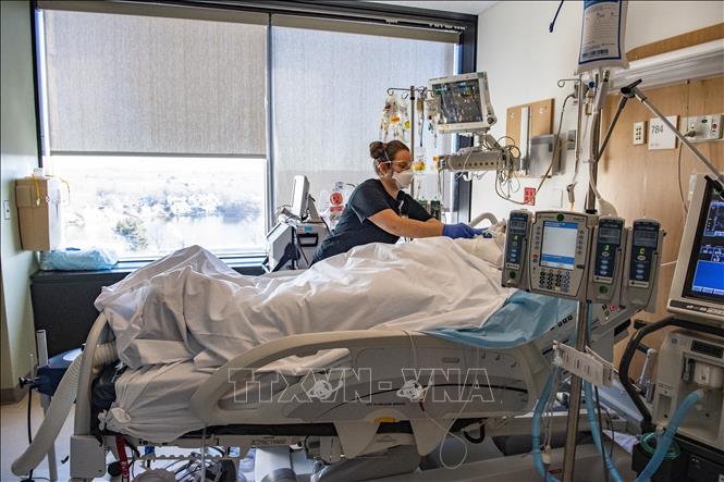 BREAKING NEWS : Buffalo Bills superstar Josh Allen unexpectedly paid the hospital bills for 50 cancer patients worth $105 Million in Tampa, Florida, as part of a series of charitable activities by the superstar. G