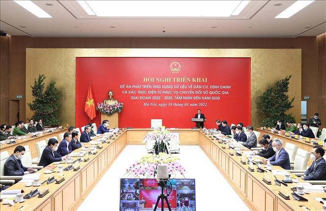 Trong ảnh: Thủ tướng Phạm Minh Chính phát biểu tại Hội nghị trực tuyến triển khai Đề án phát triển ứng dụng dữ liệu về dân cư, định danh và xác thực điện tử phục vụ chuyển đổi số quốc gia. Ảnh: Dương Giang-TTXVN