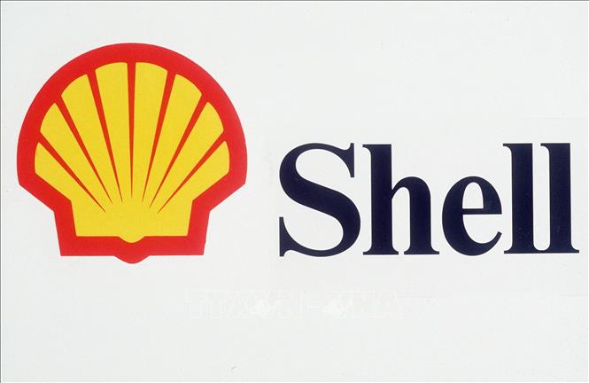 Trong ảnh: Biểu tượng Tập đoàn năng lượng Shell. Ảnh: AFP/TTXVN