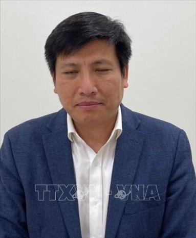 Trong ảnh: Bị can Đỗ Hoàng Tùng, sinh năm 1980, tại Hà Nội; nghề nghiệp: Phó Cục trưởng Cục Lãnh sự, Bộ Ngoại giao. Ảnh: TTXVN phát