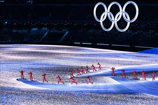 Trong ảnh: Các nghệ sĩ biểu diễn trong lễ khai mạc Olympic mùa Đông Bắc Kinh 2022 tại Sân vận động quốc gia ở thủ đô Bắc Kinh, Trung Quốc, ngày 4/2/2022. Ảnh: THX/TTXVN