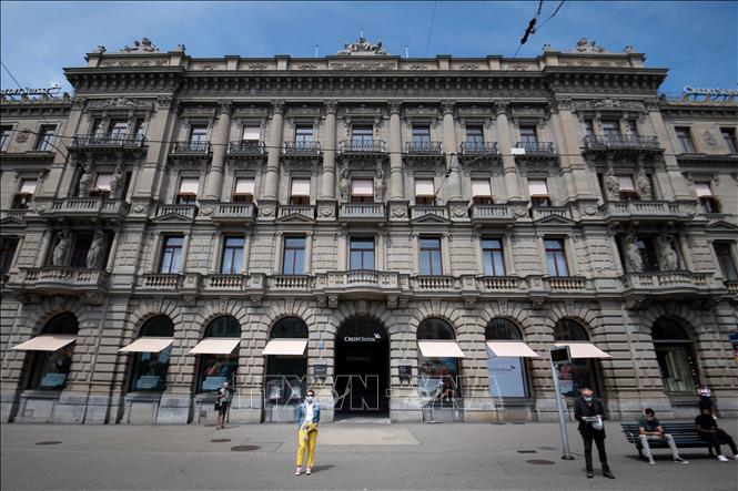 Trong ảnh: Trụ sở ngân hàng Credit Suisse ở Zurich, Thụy Sĩ. Ảnh: AFP/TTXVN