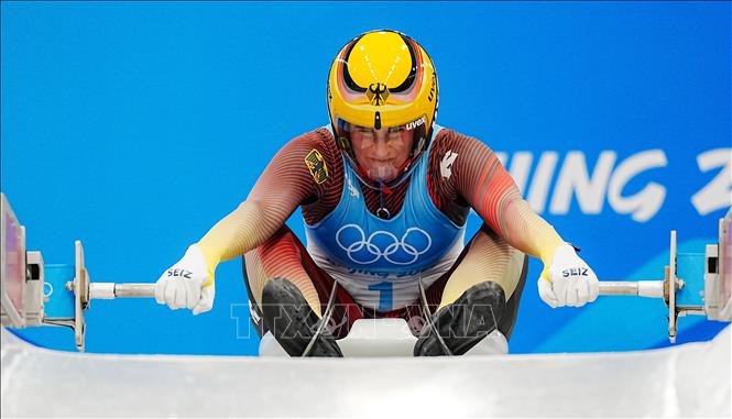 Trong ảnh: VĐV Natalie Geisenberger thi đấu ở môn trượt máng nằm ngửa tại  Olympic mùa Đông 2022 ở thủ đô Bắc Kinh, Trung Quốc,  ngày 8/2/2022. Ảnh: THX/TTXVN