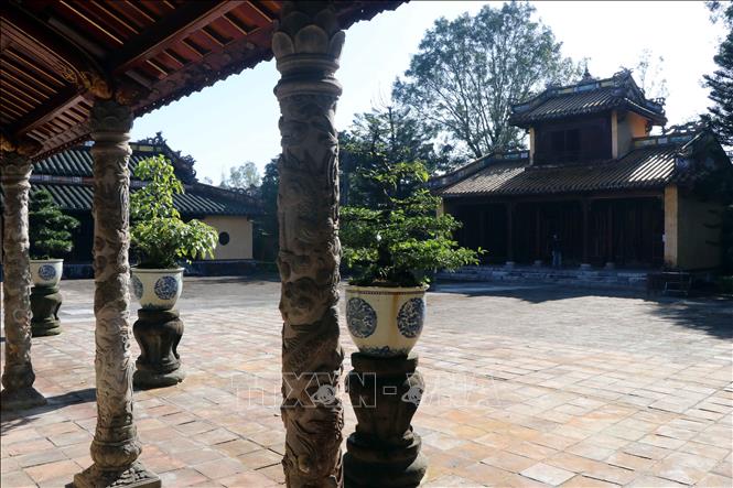 Trong ảnh: Lăng vua Đồng Khánh. Ảnh: Đỗ Trưởng - TTXVN
