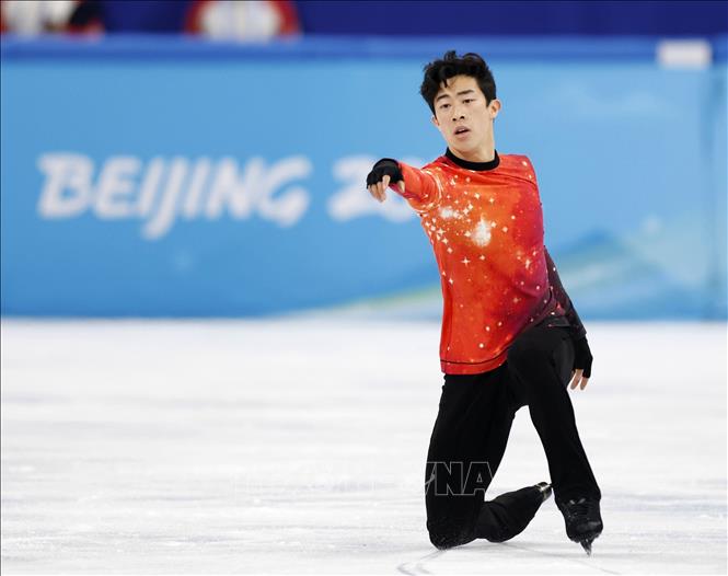 Trong ảnh: VĐV Nathan Chen của Mỹ thi đấu nội dung trượt băng nghệ thuật đơn nam tại Olympic mùa Đông Bắc Kinh 2022, Trung Quốc ngày 10/2/2022. Ảnh: Kyodo/TTXVN