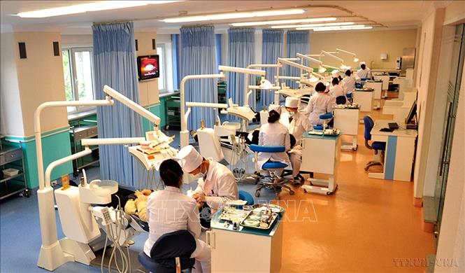 Khám, chữa bệnh miễn phí cho người dân được thực hiện toàn diện tại Triều Tiên. Ảnh: Hãng thông tấn Triều Tiên
