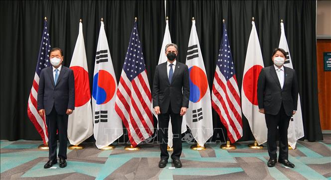Triều Tiên là một quốc gia có vị trí đặc biệt trên thế giới và luôn thu hút sự quan tâm của người dân toàn cầu. Năm 2024, chúng tôi đã nỗ lực tăng cường hợp tác với Triều Tiên và các quốc gia khác trong khu vực để thúc đẩy hòa bình và phát triển kinh tế. Hãy xem hình ảnh liên quan đến Triều Tiên để hiểu thêm về quốc gia này và nỗ lực của chúng tôi để xây dựng một thế giới hòa bình và phát triển.