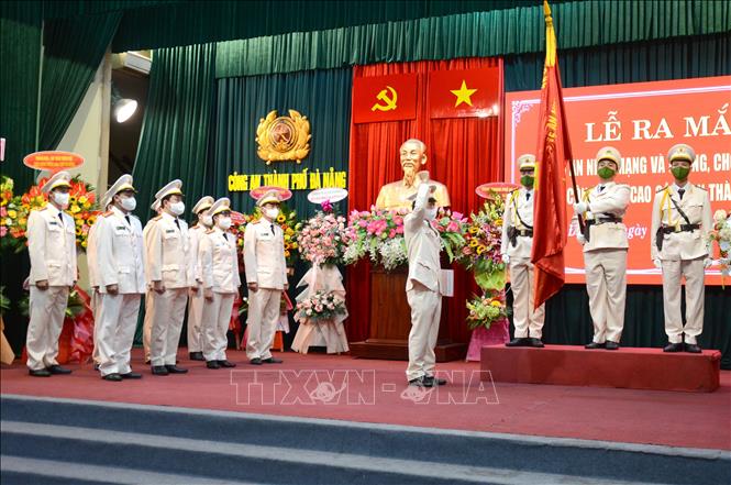 Trong ảnh: Phòng An ninh mạng và phòng, chống tội phạm sử dụng công nghệ cao (PA05), Công an thành phố Đà Nẵng thực hiện nghi thức tuyên thệ. Ảnh: Quốc Dũng - TTXVN