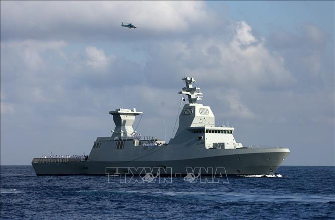 Trong ảnh: Tàu chiến của hải quân Israel trên Địa Trung Hải, ngày 10/8/2021. Ảnh: AFP/TTXVN