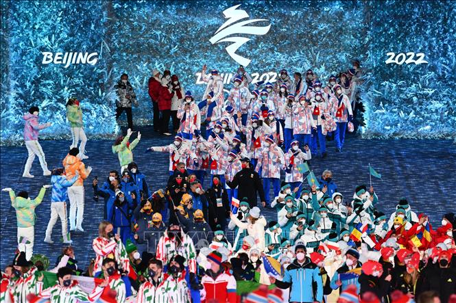 Trong ảnh: Đoàn thể thao CH Séc diễu hành tại lễ bế mạc Olympic mùa Đông Bắc Kinh 2022, Trung Quốc, ngày 20/2/2022. Ảnh: AFP/ TTXVN