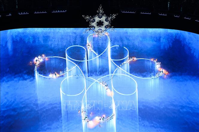 Trong ảnh: Các nghệ sĩ biểu diễn tại lễ bế mạc Olympic mùa Đông Bắc Kinh 2022, Trung Quốc, ngày 20/2/2022. Ảnh: THX/ TTXVN