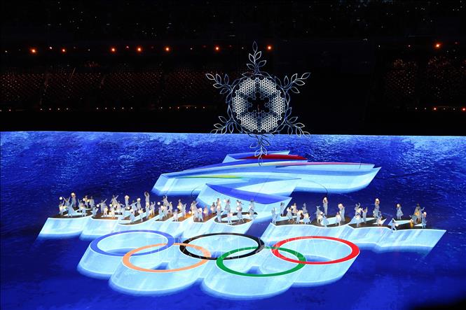 Trong ảnh: Các em nhỏ biểu diễn tại lễ bế mạc Olympic mùa Đông Bắc Kinh 2022, Trung Quốc, ngày 20/2/2022. Ảnh: THX/ TTXVN