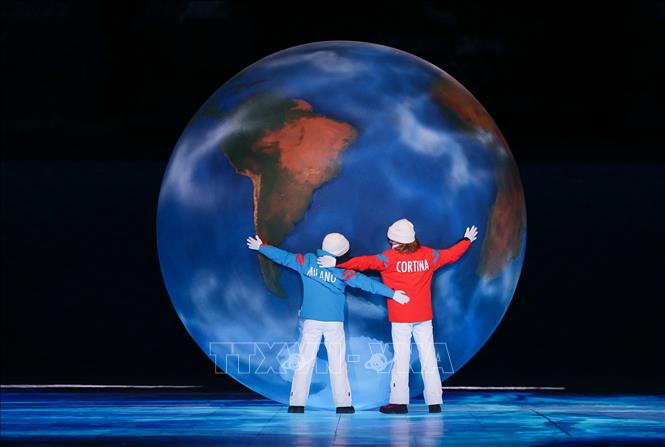 Trong ảnh: Màn trình diễn Milano-Cortina tại lễ bế mạc Olympic mùa Đông Bắc Kinh 2022, Trung Quốc, ngày 20/2/2022. Ảnh: THX/ TTXVN