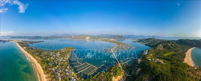 Trong ảnh: Đầm Cù Mông, thị xã Sông Cầu, Phú Yên. Ảnh: Châu Đạo Cường-TTXVN phát