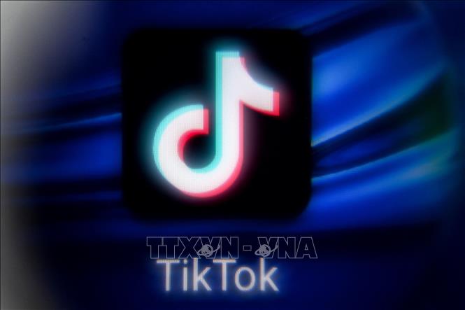 Trong ảnh: Biểu tượng của mạng xã hội TikTok. Ảnh: AFP/TTXVN