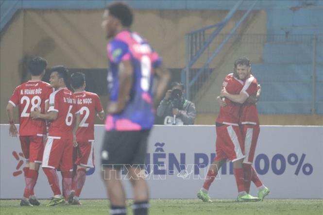 Các cầu thủ Viettel ăn mừng bàn thắng nâng tỷ số lên 2-0 ở phút 89 của Geovane Mango. Ảnh: Minh Quyết - TTXVN