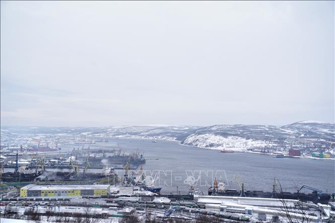 Trong ảnh: Cảng không đóng băng quanh năm Murmansk. Ảnh: Duy Trinh - PV TTXVN tại Nga