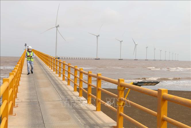 Trong ảnh: Công trình điện gió của Công ty Cổ phần Điện gió Trà Vinh 1, công suất 48MW, vận hành thương mại từ tháng 10/2021. Ảnh: Thanh Hòa - TTXVN