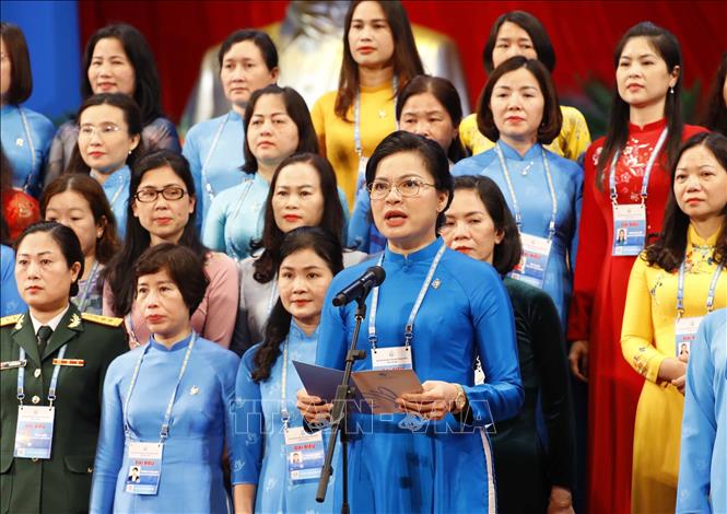 President of the Vietnam Women’s Union for the 2022-2027 term Ha Thi Nga delivers her assumption speech. VNA Photo 