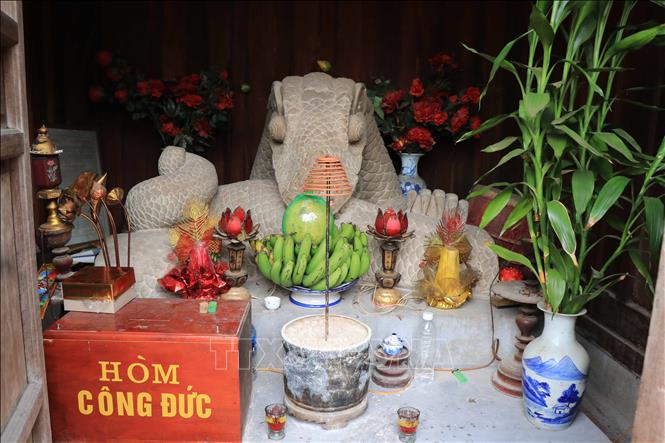 Trong ảnh: Tượng “Rồng đá” tại Đền thờ Lê Văn Thịnh, xã Đông Cứu, huyện Gia Bình, tỉnh Bắc Ninh. Ảnh: Thanh Thương - TTXVN