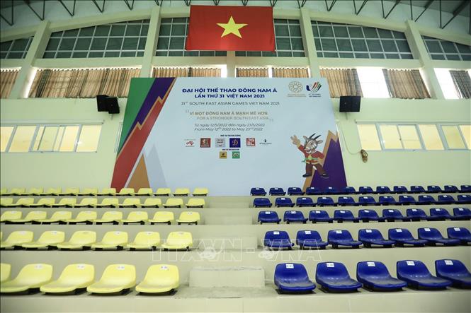 Trong ảnh: Nhà thi đấu Hoài Đức đã sẵn sàng đón 2.000 khán giả đến cổ vũ các nội dung thi đấu trong khuôn khổ  SEA Games 31. Ảnh: Hoàng Hiếu - TTXVN 