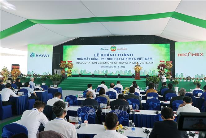 Lễ khánh thành Nhà máy sản xuất tã trẻ em thương hiệu Molfix của Công ty TNHH HAYAT KIMYA Việt Nam. Ảnh: Dương Giang-TTXVN
