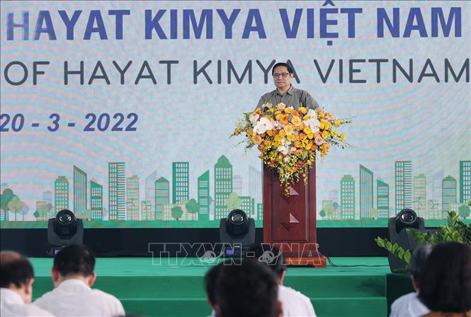 TThủ tướng Phạm Minh Chính phát biểu tại lễ khánh thành Nhà máy của Công ty TNHH HAYAT KIMYA Việt Nam. Ảnh: Dương Giang-TTXVN
