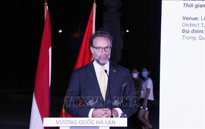 Daniel Stork Khai mạc Triển lãm ảnh báo chí thế giới năm 2021 - Ảnh thời sự trong ...