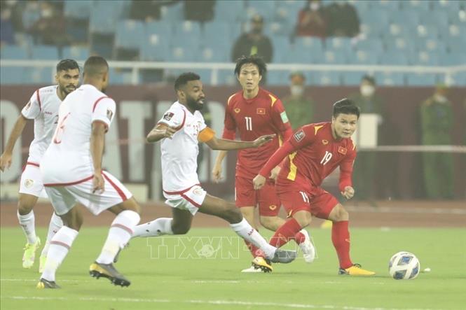 Trong ảnh: Pha lên bóng của đội tuyển Việt Nam. Ảnh: Minh Quyết - TTXVN