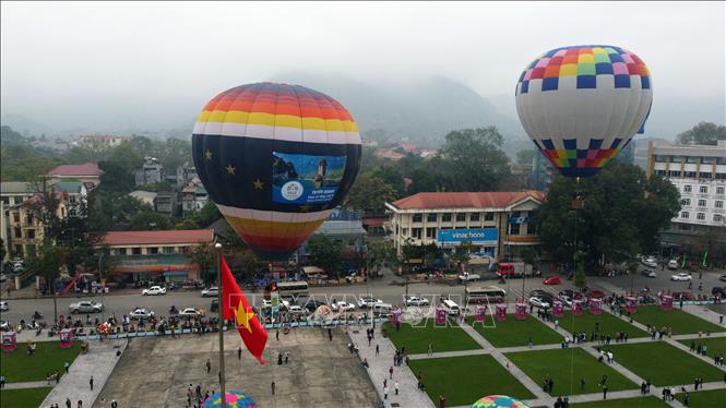 Lễ hội là hoạt động mở đầu cho năm du lịch Tuyên Quang 2022. Ảnh: Huy Hùng – TTXVN