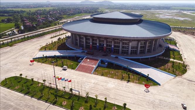 Toàn cảnh Nhà thi đấu TDTT tỉnh Hà Nam - nơi diễn ra thi đấu môn Futsal nam, nữ tại SEA Games 31. Ảnh: Đại Nghĩa - TTXVN